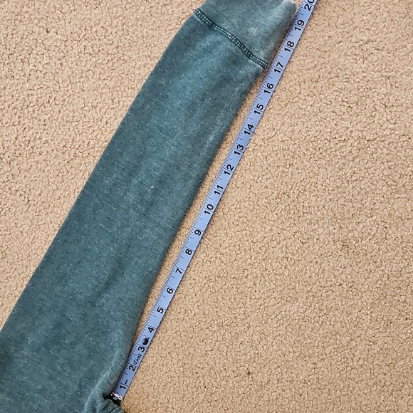 NFL Juniors Collection Eagles sweatshirt - Picture 7 of 7